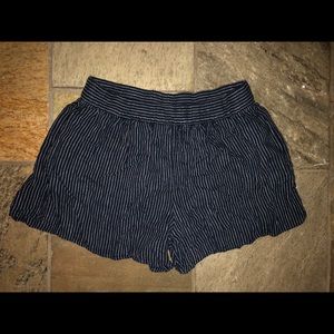 Gap striped linen shorts